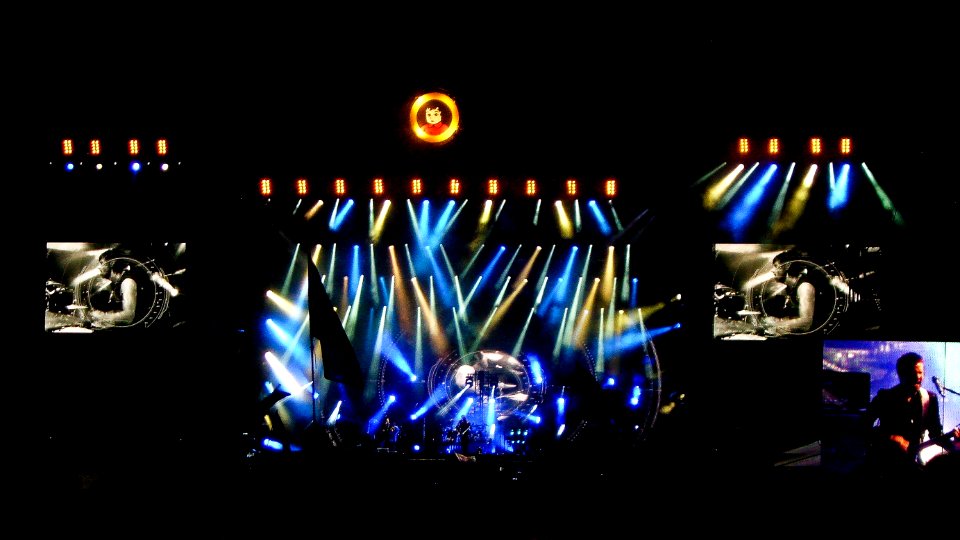 Muse With Drones At Pinkpop