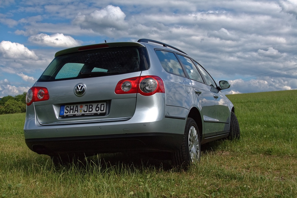 Volkswagen passat silver
