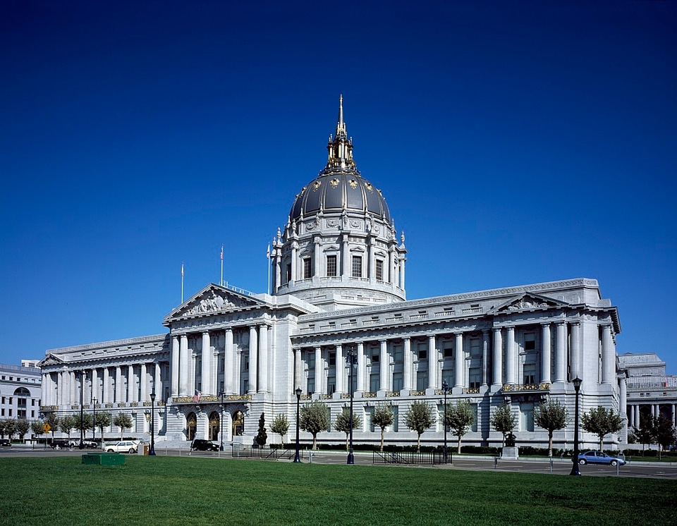 Building landmark structure