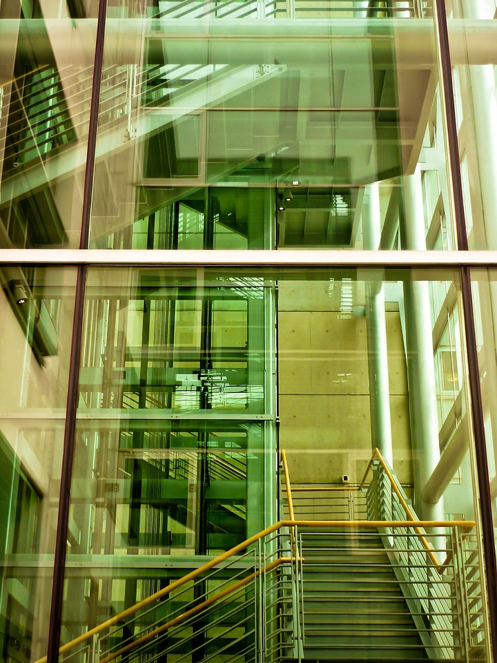 Railing emergence interior design