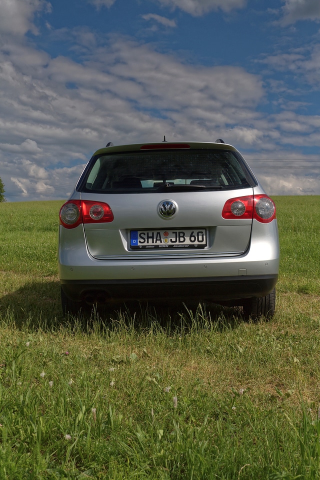 Volkswagen passat silver