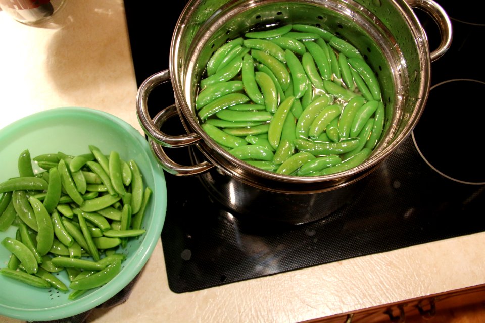 Peas being blanched for freezing