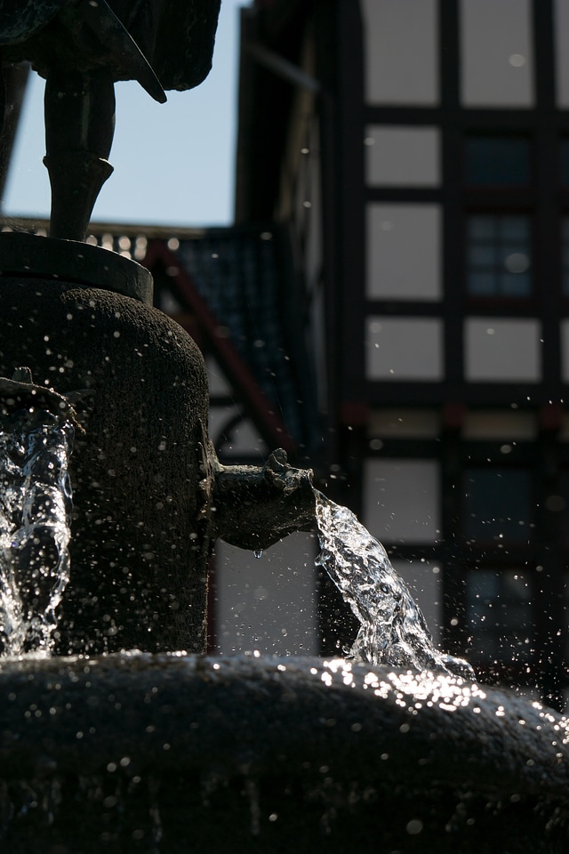 Flow fountain city water fountain