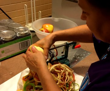 Peeling apples