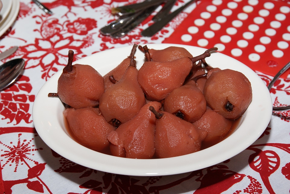 Pears red side dish