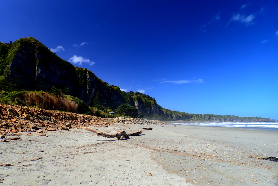 Punakaiki Beach