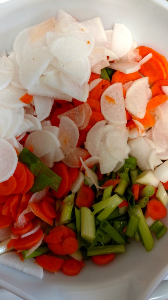 Sliced vegetables for kimchi