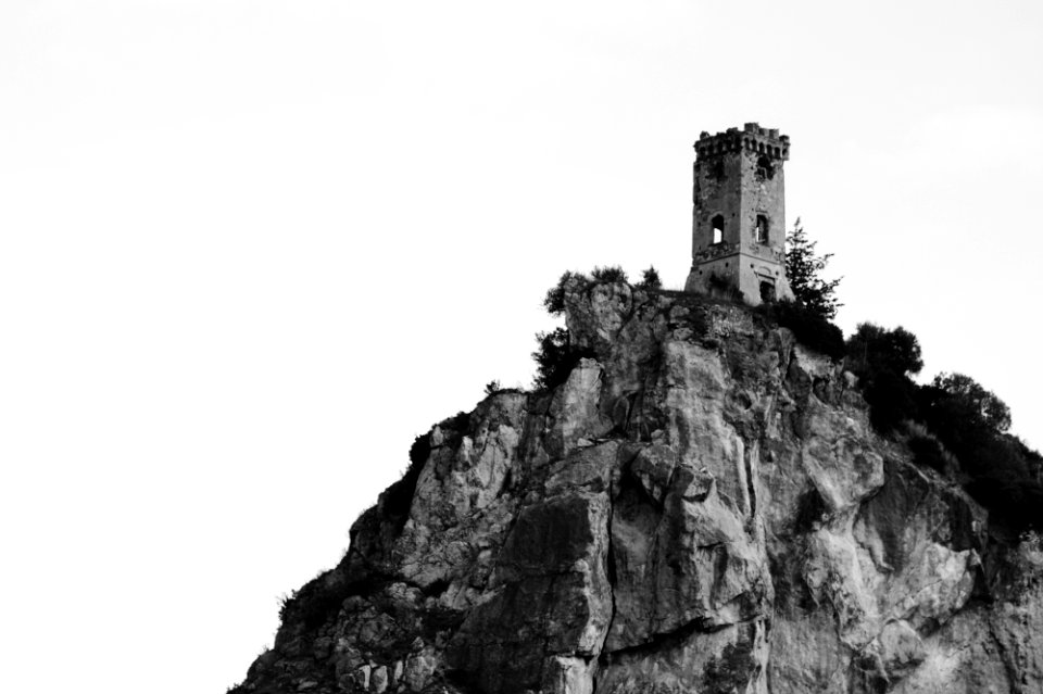 Caprona tower