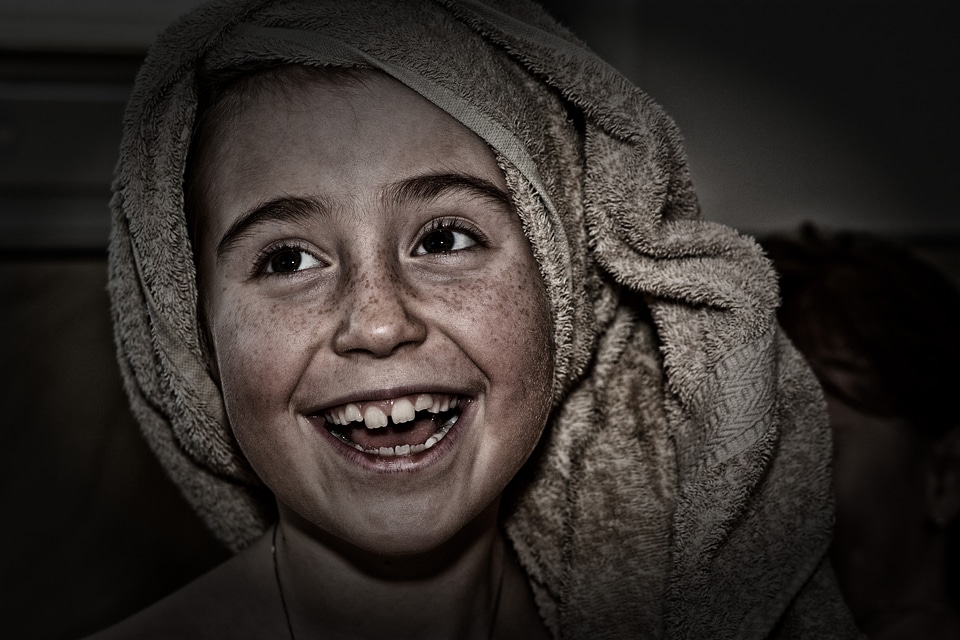 Laugh towel close up