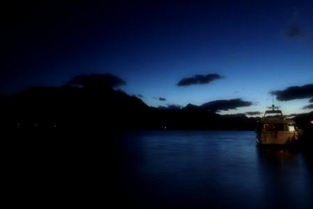 Queenstown - Lake Wakatipu photo