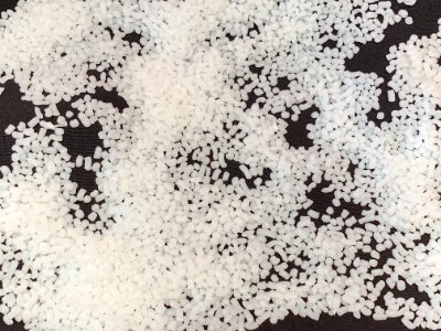 NoPetroPA-plastic-nurdles-public-domain-7752