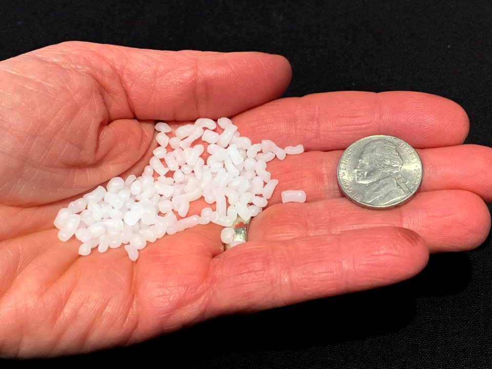 NoPetroPA-plastic-nurdles-public-domain-7754