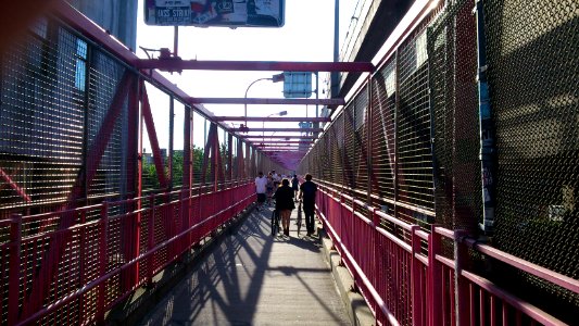 The start of Williamburg bridge from Brooklyn to Manhattan photo