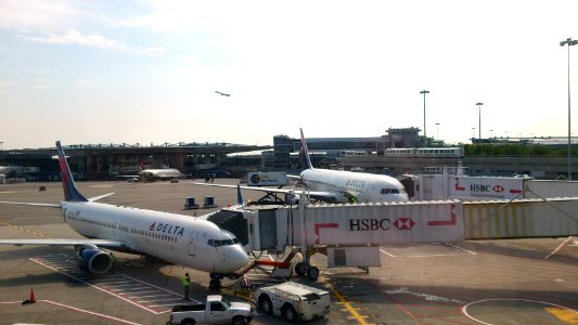 JFK teerminal 4 with Delta
