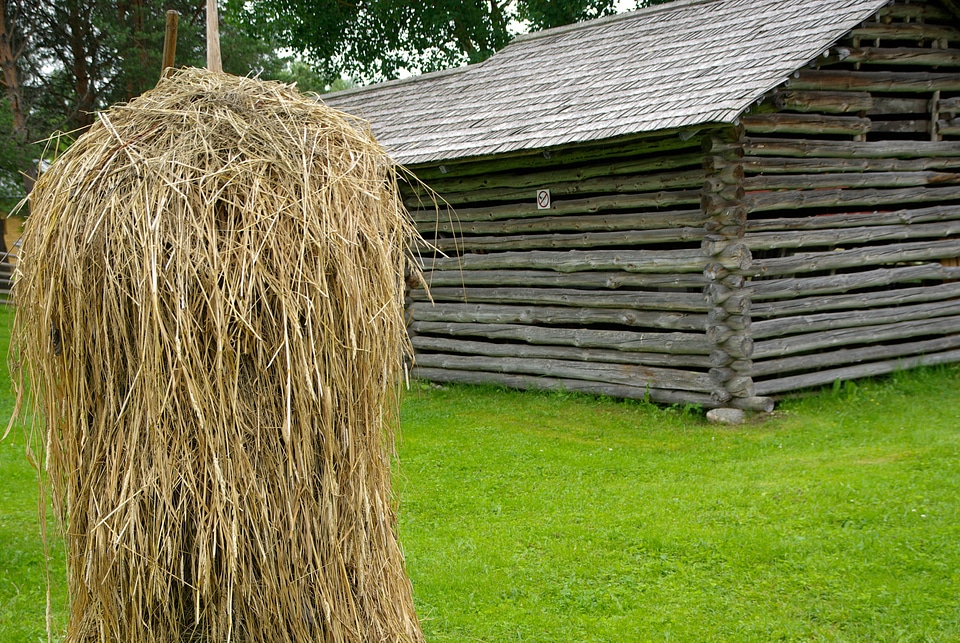 Farm haystack architecture