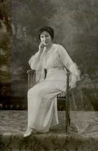 robe de jeune fille 1914