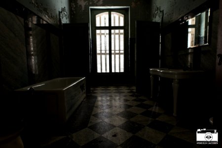 Frankreichs dunkle Seite