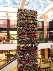 Turm von Klythie (John Chamberlain, 1995) - Q205 - Friedrichstraße 67 - Berlin
