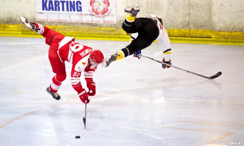 Bracknell Bees Vs Swindon Wildcats