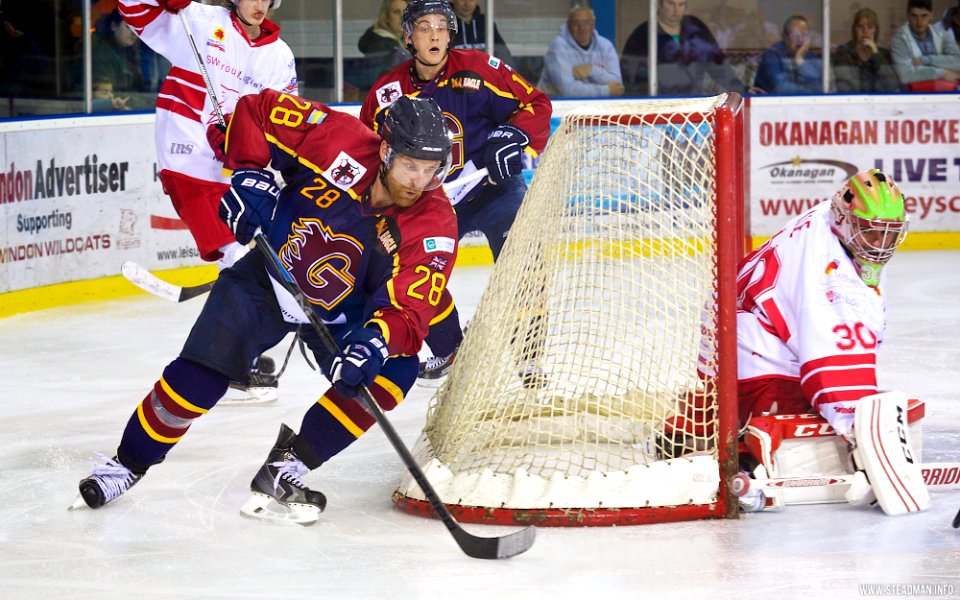 Ice Hockey - Guildford Flames At Swindon Wildcats