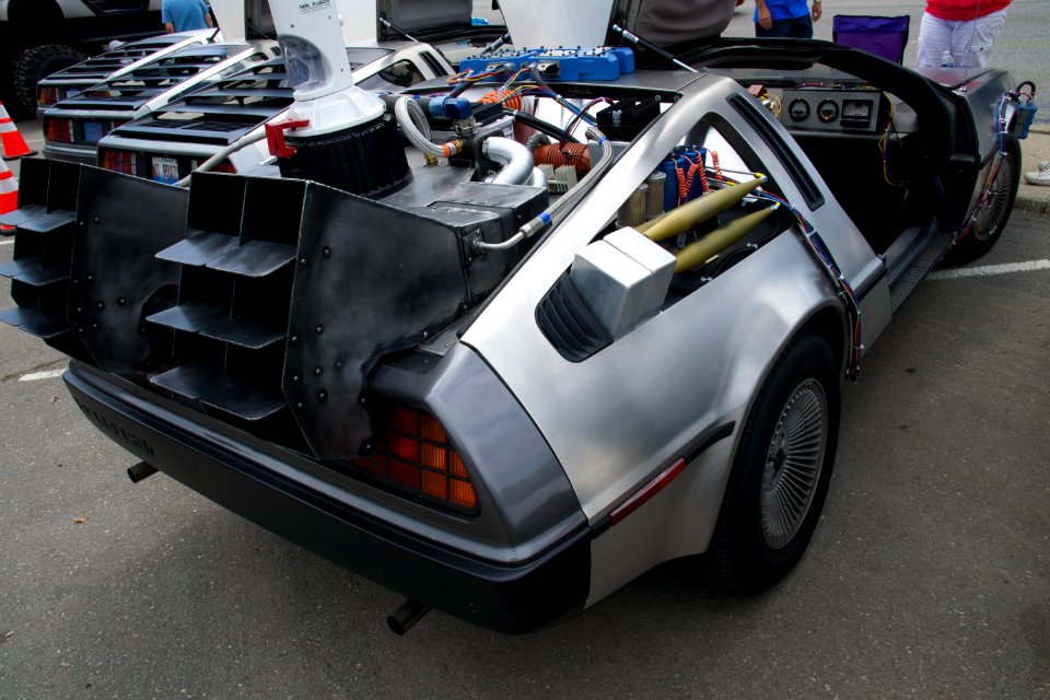 DeLorean DMC12