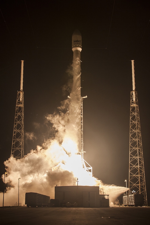 Launch flames propulsion