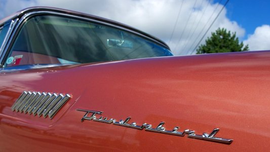 1957 Ford Thunderbird