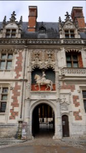 Entrée du Château de Blois photo