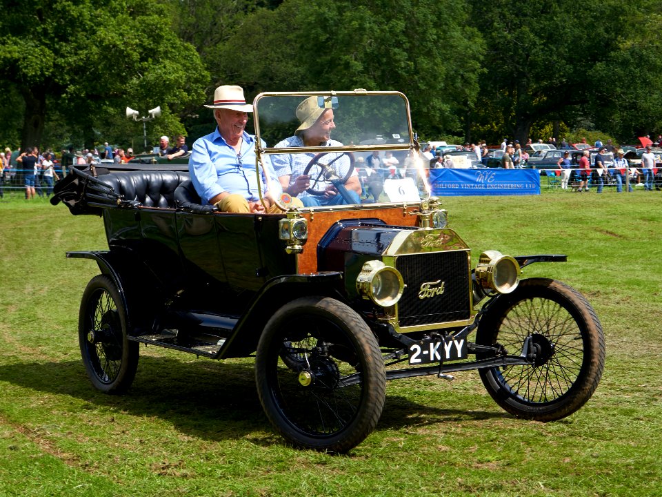 1913 Ford Model T Tourer