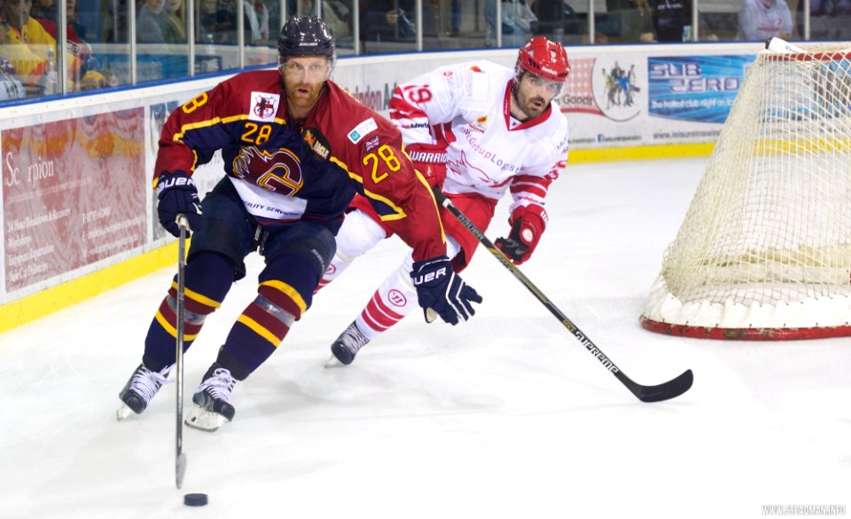 Ice Hockey - Guildford Flames At Swindon Wildcats