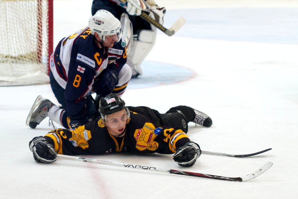 Guildford Flames Vs Bracknell Bees