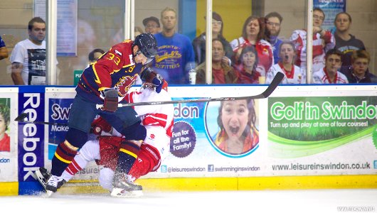 Ice Hockey - Guildford Flames At Swindon Wildcats