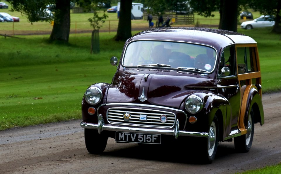 Morris Minor Traveller