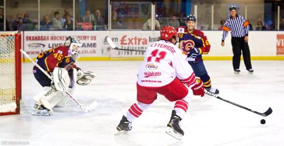 Ice Hockey - Guildford Flames At Swindon Wildcats
