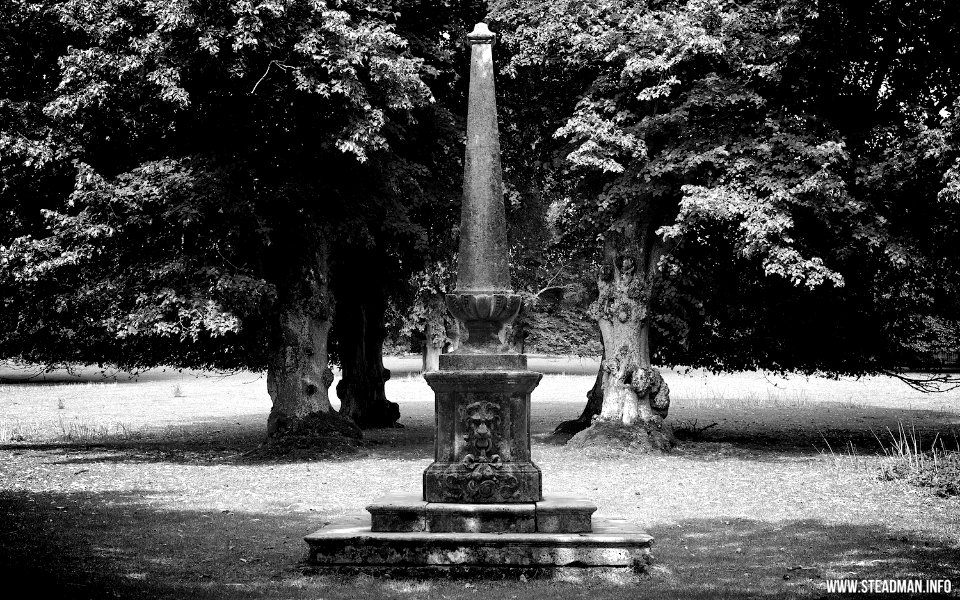 Hinton Ampner - Obelisk