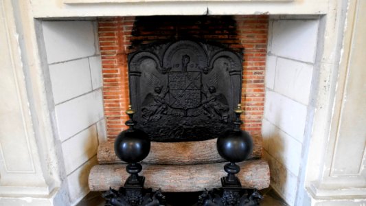 Une petite cheminée au Château de Chenonceau