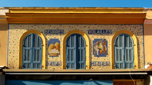 Cours Saleya / Marché aux fleurs