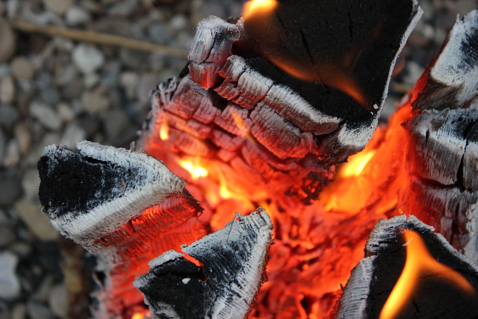Burn natural firewood