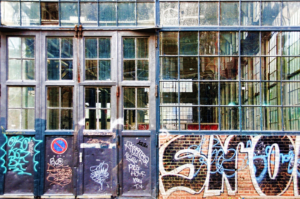 Art hauswand factory