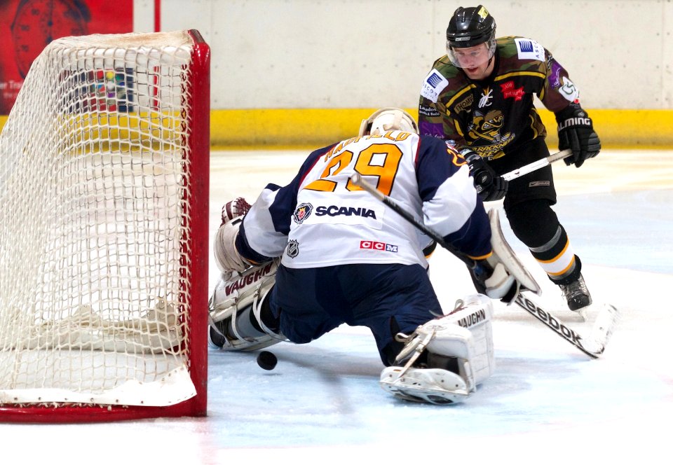 Guildford Flames Vs Bracknell Bees