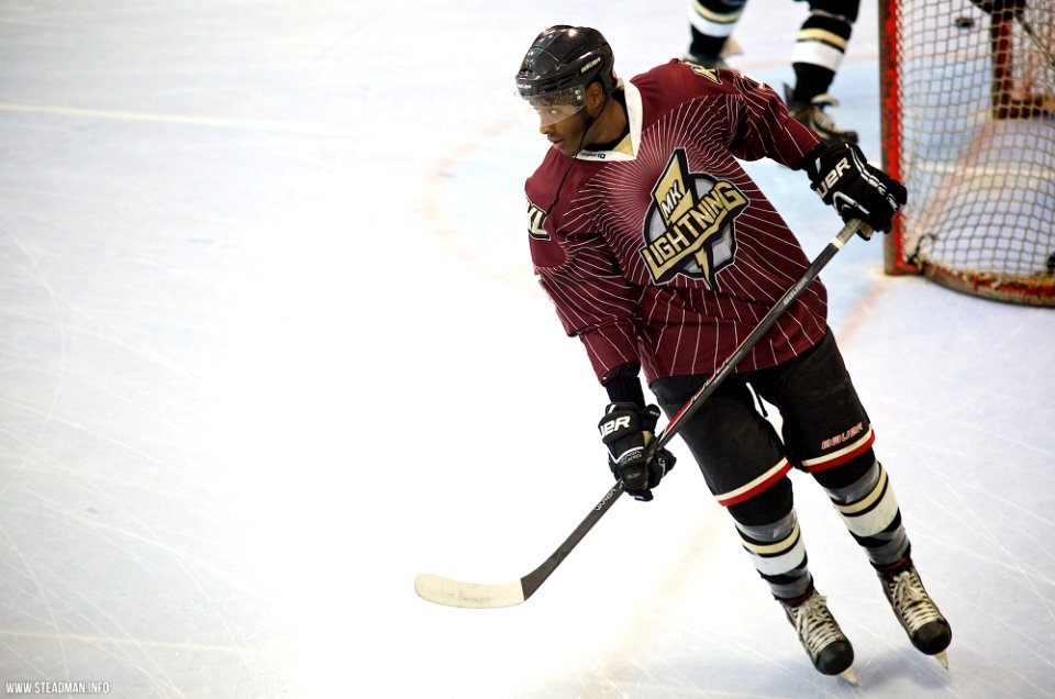 Ice Hockey - Bracknell Bees Vs Milton Keynes Lightning