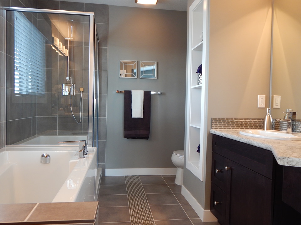 Room interior bathtub