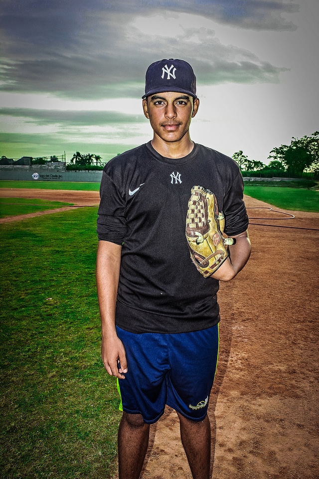 Dominican ball baseball