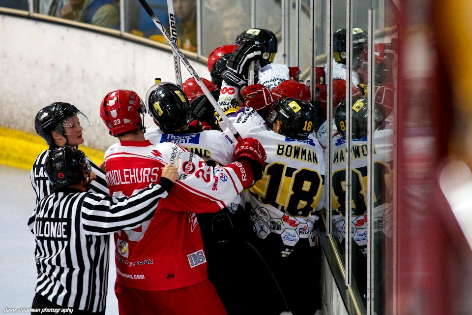 Bracknell Bees Vs Swindon Wildcats