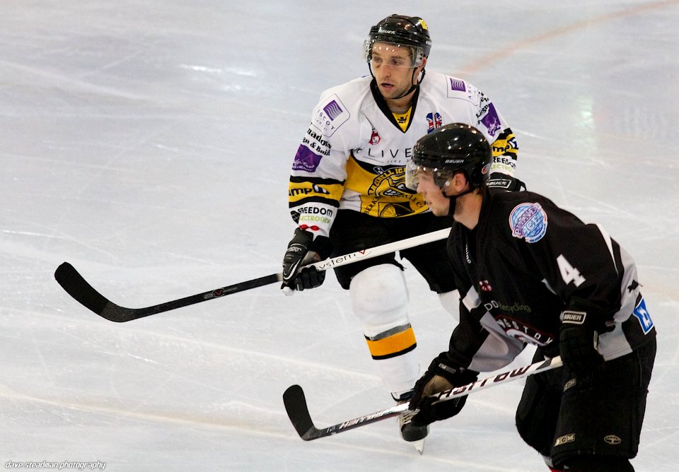Bracknell Bees Vs Basingstoke Bison