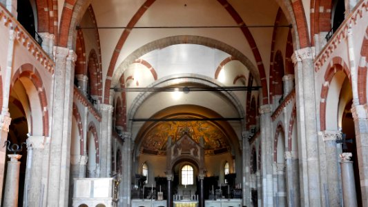 Basilique Saint-Ambroise de Milan photo