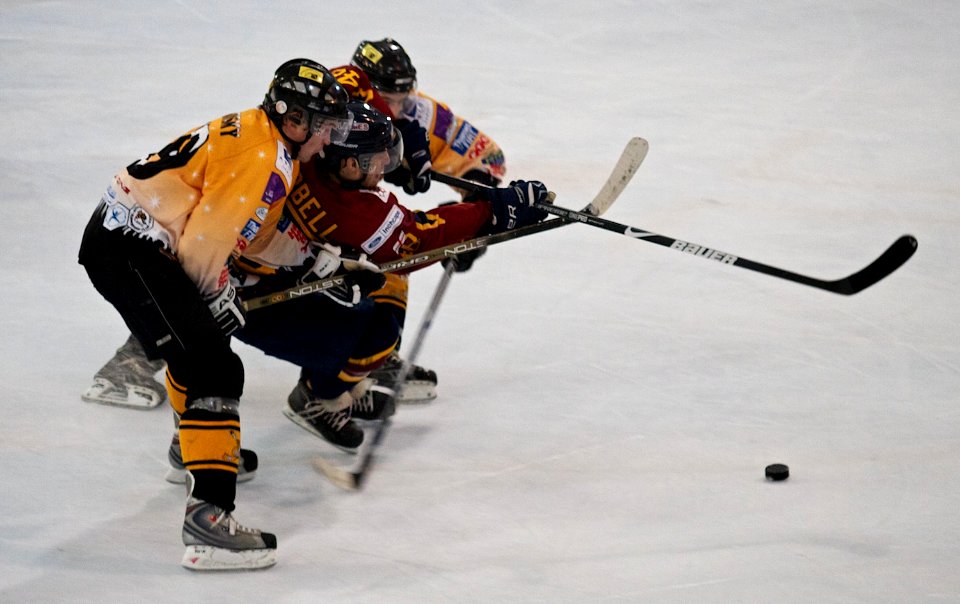 Guildford Flames At Bracknell Bees
