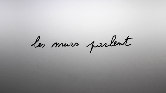 Les murs parlent