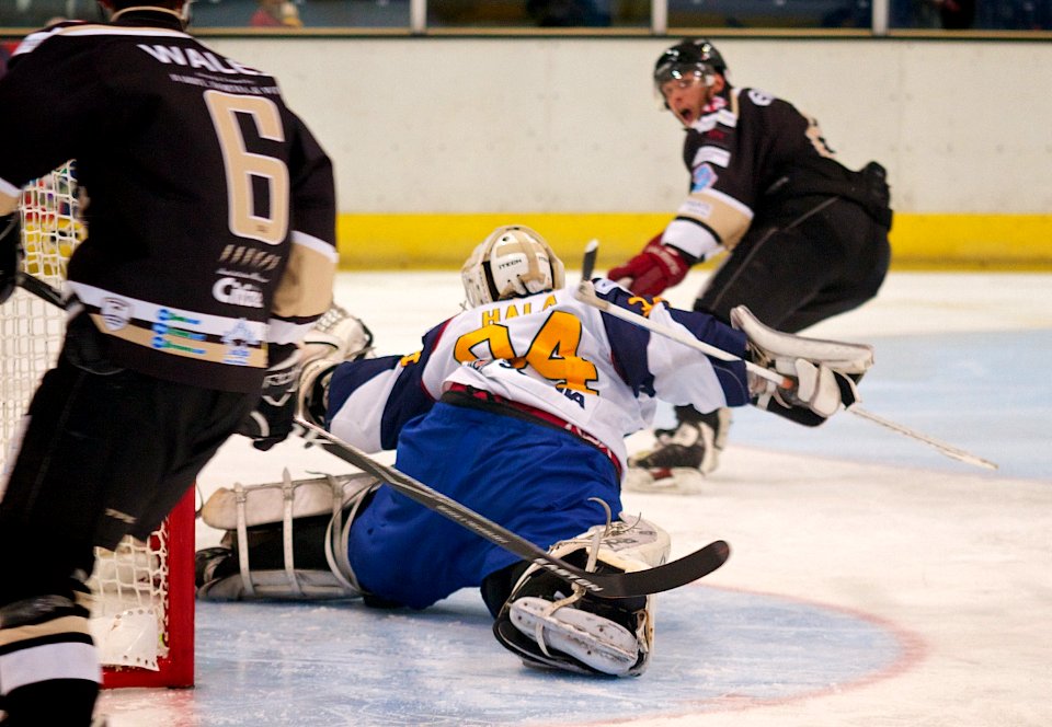 Guildford Flames Vs Milton Keynes Lightning