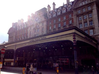 Victoria station photo